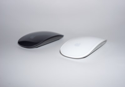 アップルのマウスを私のコンピュータに接続する方法